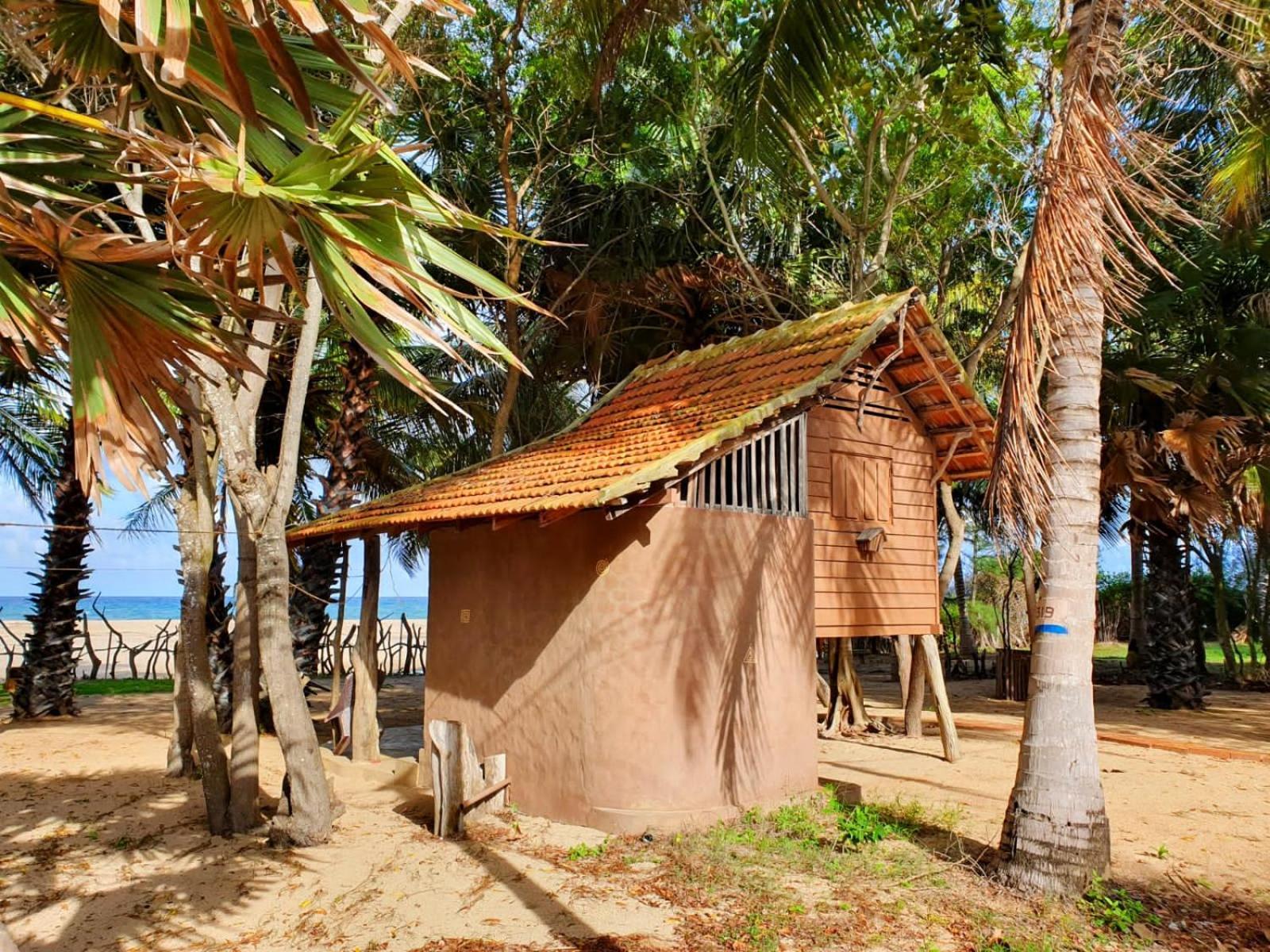 Light House Beach Hut Komari Exteriör bild